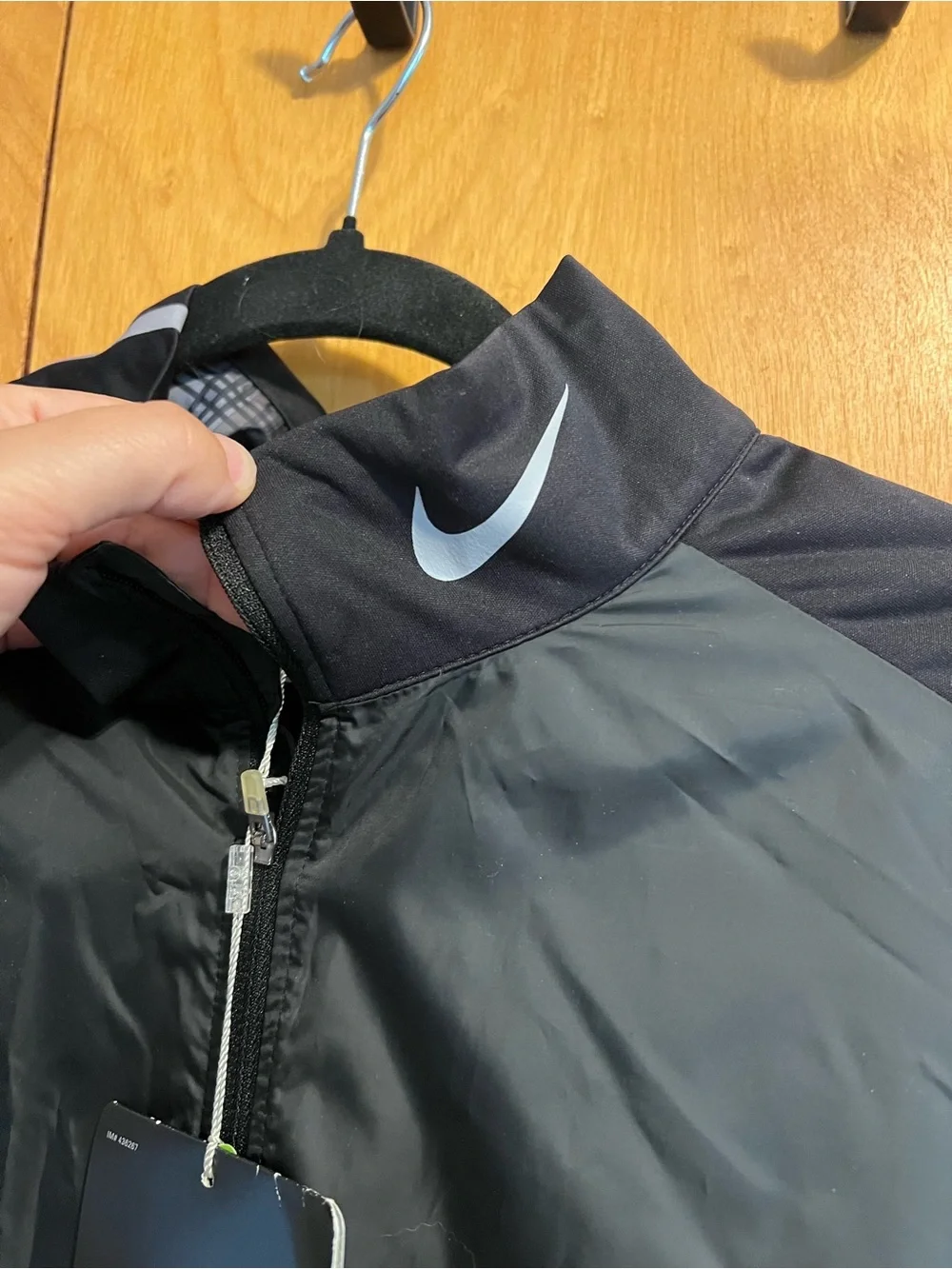 Nike windbreaker black